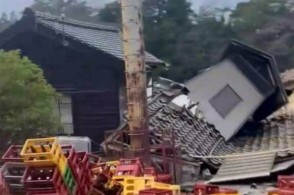 Почти 30 землетрясений зафиксировали в Японии за два часа