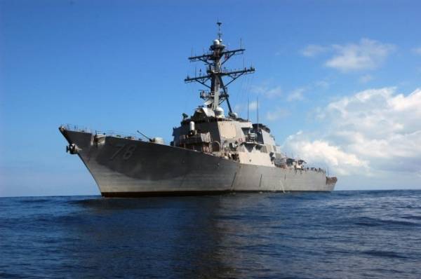 Sky News: в Красном море идут столкновения между кораблями США и хуситов