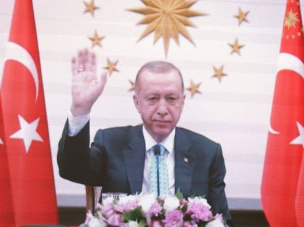 Эрдоган: нападки на Анкару усиливаются