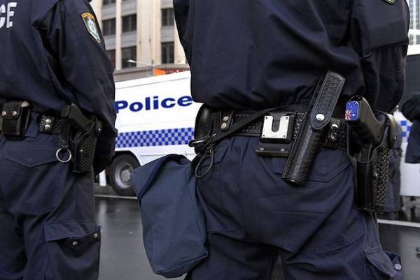 В Австралии четыре человека пострадали при нападении мужчины с ножом