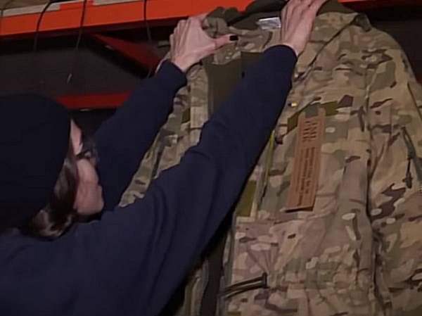 На Украине закупили 50 тыс. комплектов женской военной формы