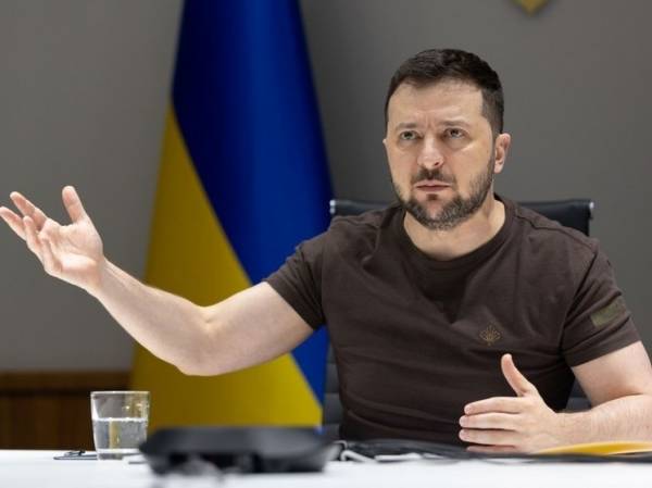 Зеленский определил переговорщиков по гарантиям безопасности для Украины