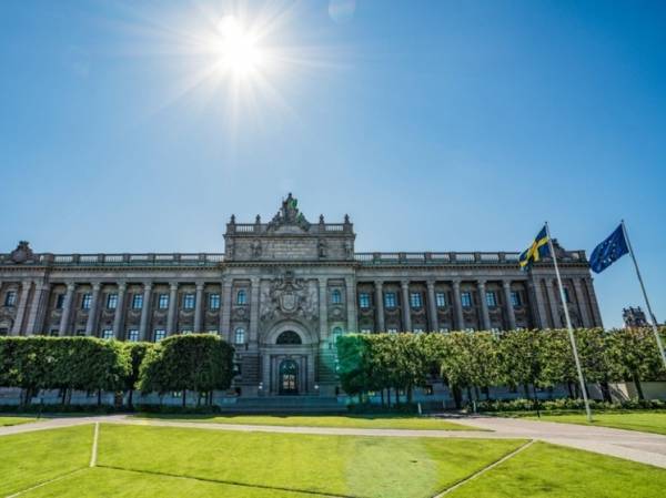 В посольстве России раскритиковали Швецию за страшилку о "неизбежной войне"