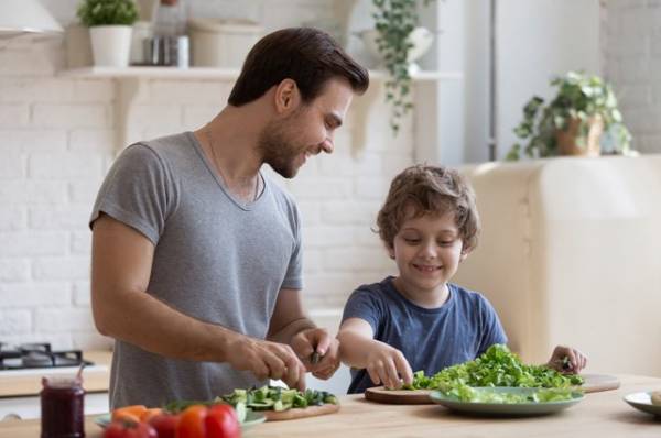 Почему на самом деле дети не хотят есть овощи?