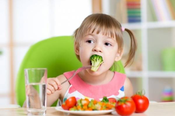Почему на самом деле дети не хотят есть овощи?