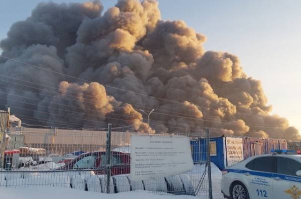 В Петербурге локализовали пожар на складе Wildberries