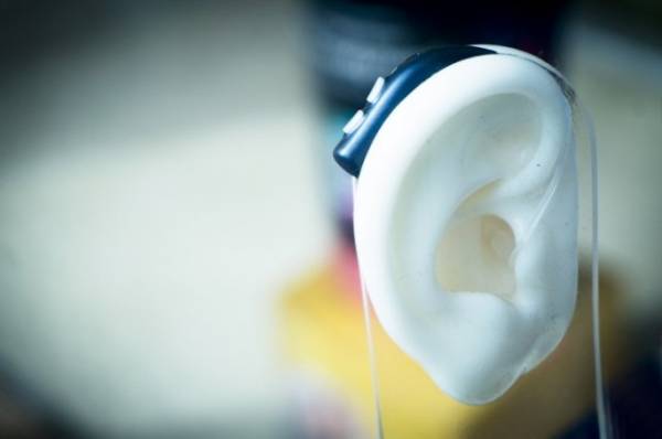 Уши как новые. Российские ученые создали бионический протез органа слуха