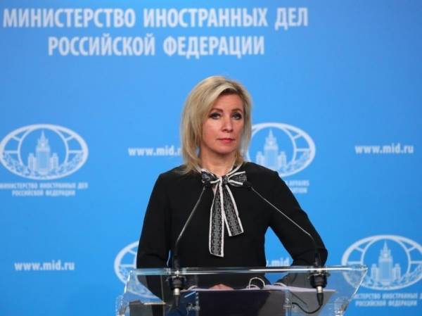 Захарова: Западу для начала переговоров следует прекратить вооружать Украину