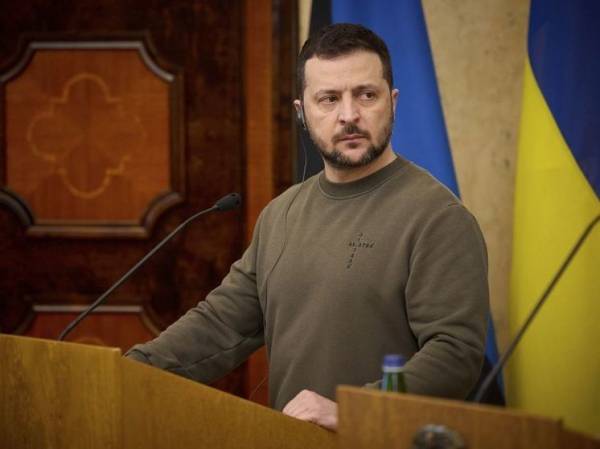 Focus: Зеленского начали раздражать украинцы и Запад