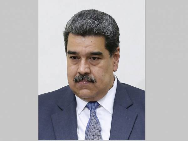 Мадуро: Венесуэла потеряла из-за санкций США с 2015 по 2022 год $642 миллиарда