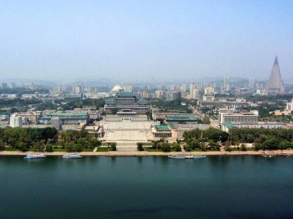В Северной Корее упраздняют ведомства по межкорейским делам