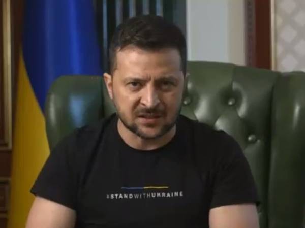 Генерал ВСУ обвинил команду Зеленского в обмане граждан Украины