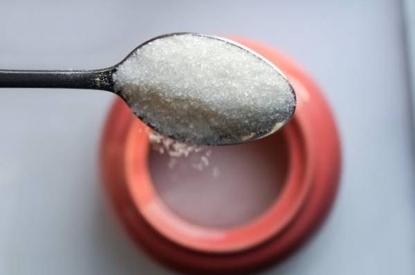 Правда ли, что полный отказ от сахара нанесет организму вред?