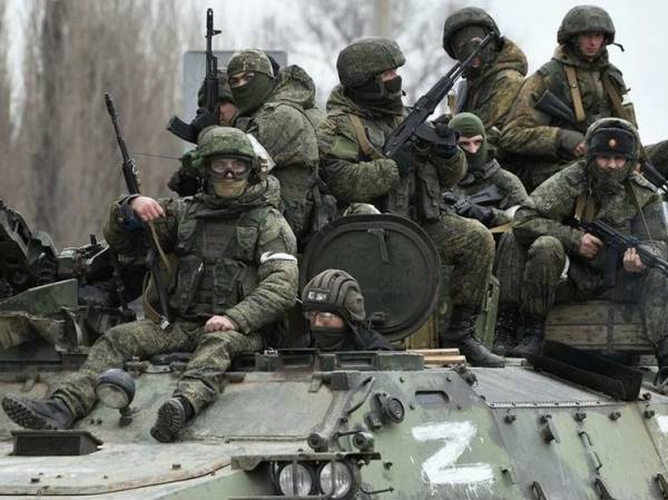 Британцы сравнили численность российской и украинской армий