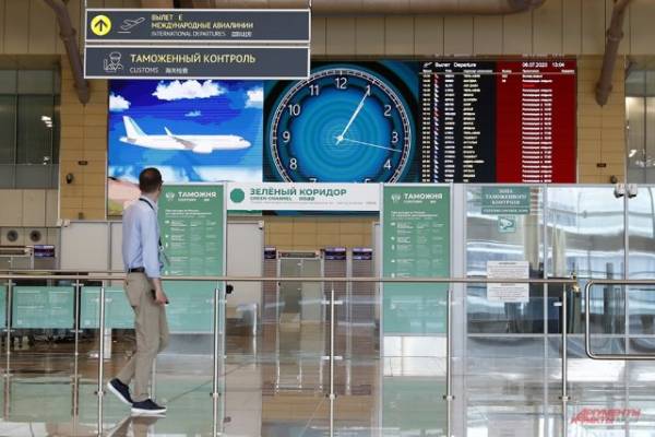 В Домодедово задержали туриста из Австралии с часами за 8 миллионов рублей