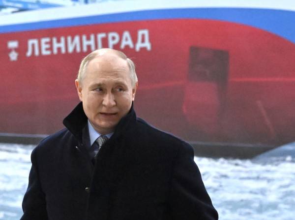 Путин предположил, что Украина могла сбить Ил-76 по неосторожности
