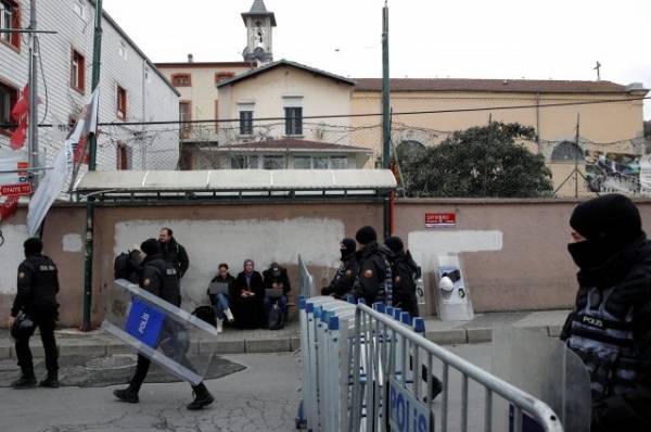 За нападение на церковь в Стамбуле задержали гражданина РФ