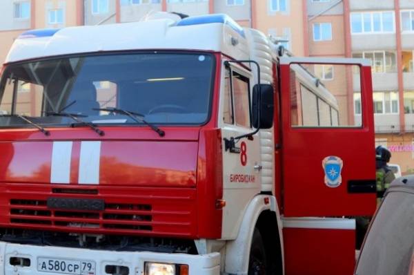 В центре Москвы загорелись горком КПРФ и пожарная часть