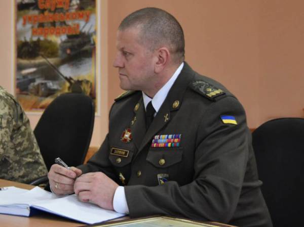 Полковник Демуренко оценил план Залужного заменить солдат ВСУ дронами: "Дело в скорости" Полковник Демуренко оценил план Залужного заменить солдат ВСУ дронами: "Дело в скорости"