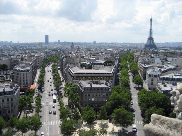 В Париже заявили о гибели двух французов на Украине