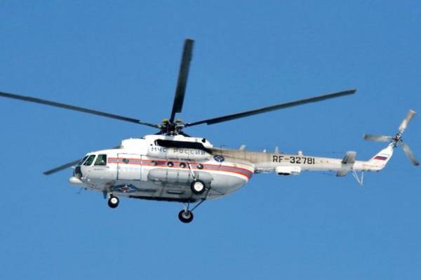 Опубликованы кадры с места поиска пропавшего вертолета Ми-8 в Карелии