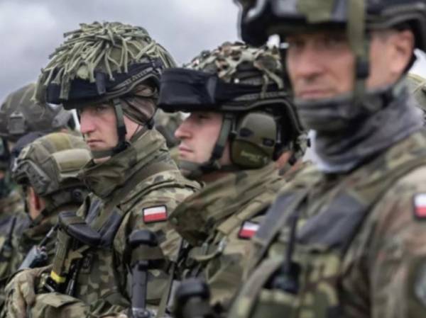 В Польше допустили возможность «нападения» со стороны России