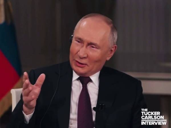 Путин пояснил, когда возникла идея украинизации южных русских земель
