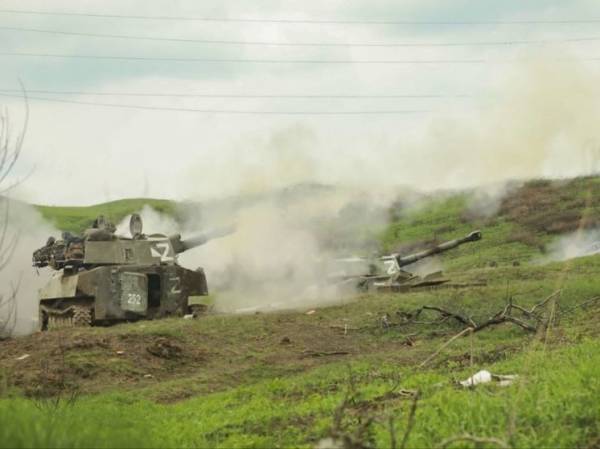 МО: десантники уничтожили склад боеприпасов и танк ВСУ на правобережье Днепра