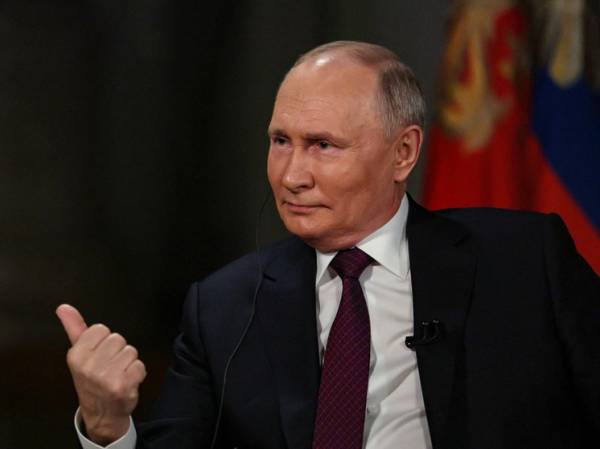 Путин: Россию беспокоила и беспокоит возможность втягивания Украины в НАТО