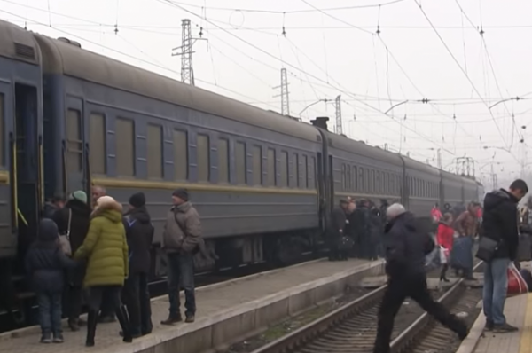 В украинских поездах предупреждают о штрафе за прослушивание русских песен