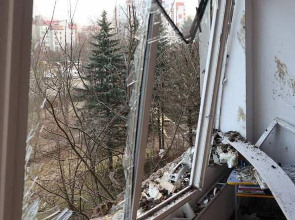 «Взрыв такой, что окно распахнулось»: российские ракеты «покрошили» украинские аэродромы