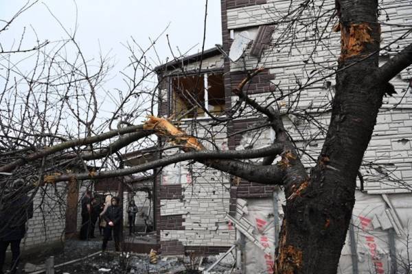 Жильцов пострадавших при обстреле Белгорода домов разместят в гостинице