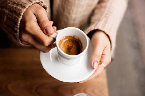 Наука на кофейной гуще. IJC: кофе защищает от рака кишечника и метастазов