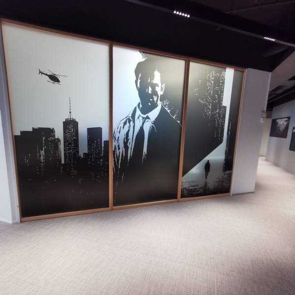 Remedy Entertainment показала офисное фото с новым артом Max Payne — разработка ремейка продолжается