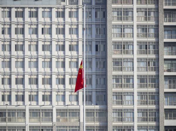 В посольстве КНР назвали запугиванием санкции против компаний якобы за связи с РФ