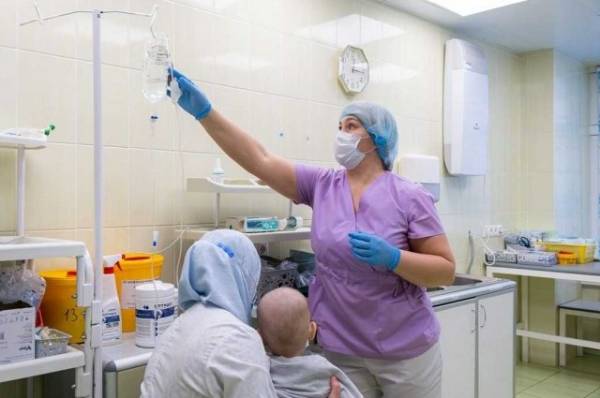 Вопреки болезни. Врачи из Казани помогают онкопациентам стать родителями