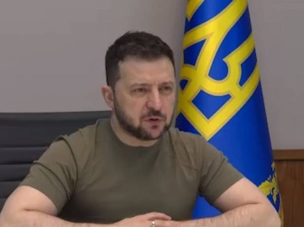 Зеленский заявил, что ближайшие месяцы станут сложными для Украины