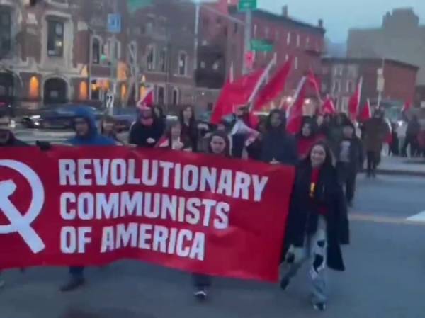 В Нью-Йорке объявили о создании Коммунистической партии