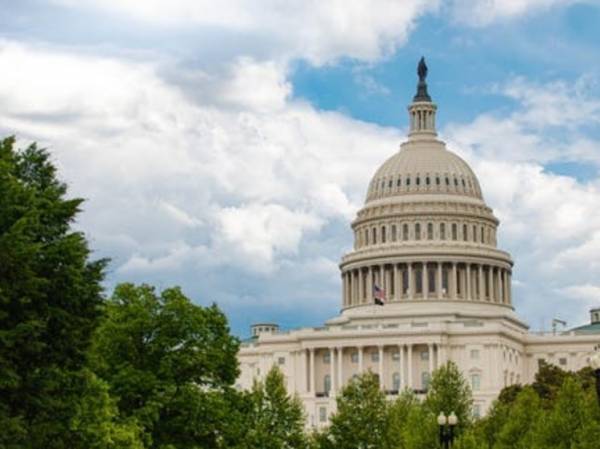 Конгресс США достиг соглашения о финансировании правительства