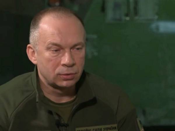 Сырский отчитал командиров ВСУ за просчеты