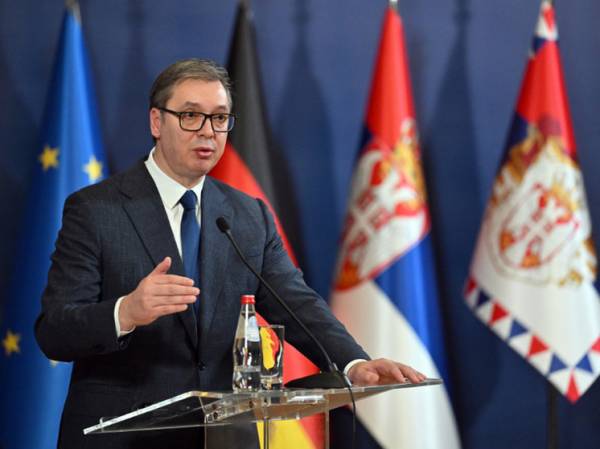 Вучич сообщил, что не понимает негативного отношения сербов к Украине