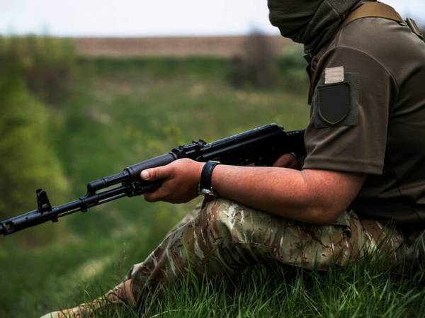 Дипломат рассказал о расстреле боевиками ВСУ российских пленных