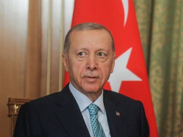 Турция вновь выразила готовность организовать переговоры России и Украины