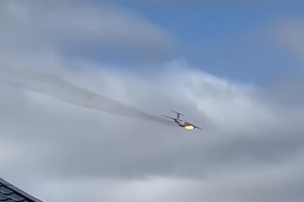 Экипаж упавшего Ил-76 уводил горящий борт от жилых домов