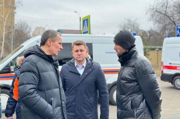 Гладков: около 400 жителей вывезли из-за обстрелов в Белгородской области