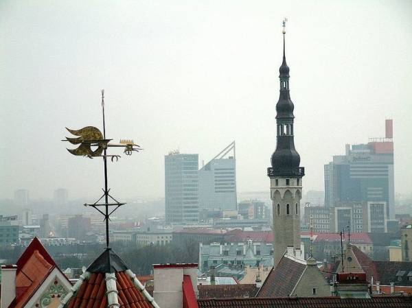 Эстония вслед за Молдавией решила выслать одного российского дипломата