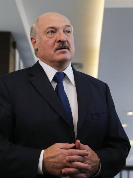 Лукашенко захотел отправить в космос еще одну белорусскую космонавтку
