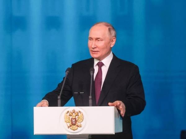 Путин восхитился мужеством россиян из граничащих с Украиной регионов