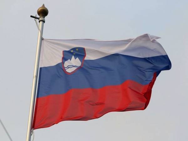 Москва пообещала ответить Словении на высылку российского дипломата