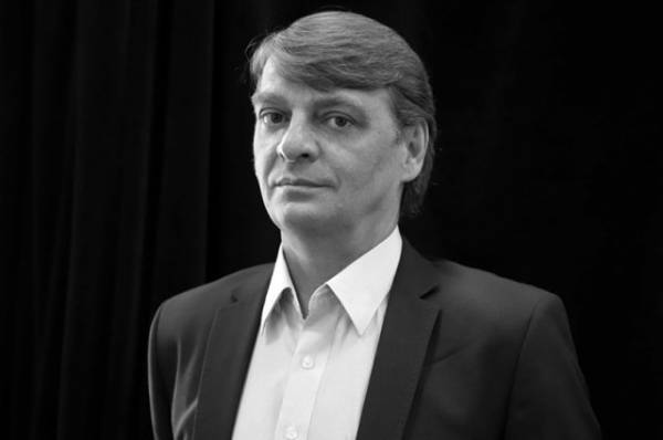 Умер декан балетмейстерского факультета ГИТИСа Кружалов Умер декан балетмейстерского факультета ГИТИСа Кружалов